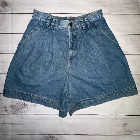 Vintage Liz Wear High Waisted Denim Shorts Size 10 Summer  Casual Wear Rare Find - Picture 1 of 8